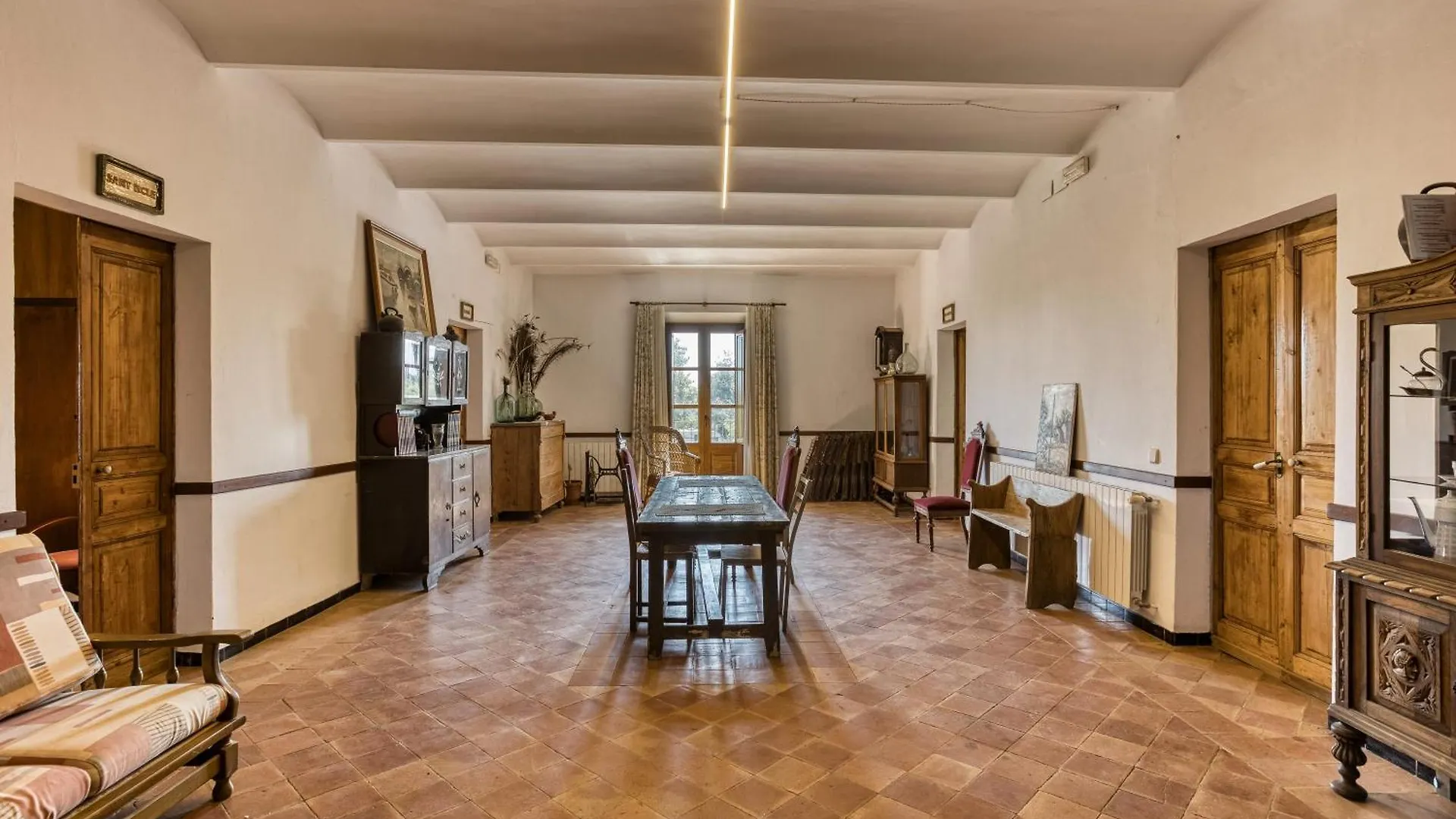 Can Casadella Serra de Daro 0*,